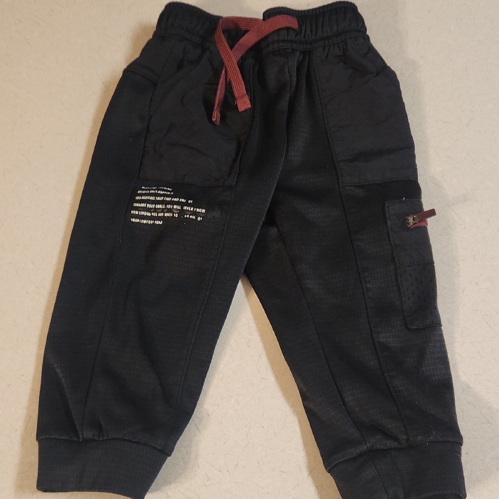 Athletic Works Kids Black Joggers with Red Accents Size 2T Boys